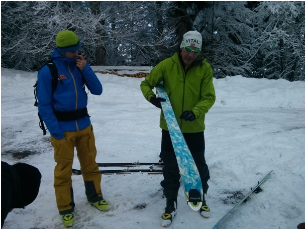 Bergführer der Alpinschule Oberstdorf Thomas (re.) und Stefan bei der Vermittlung der Essentials Bergführer der Alpinschule Oberstdorf Thomas (re.) und Stefan bei der Vermittlung der Essentials